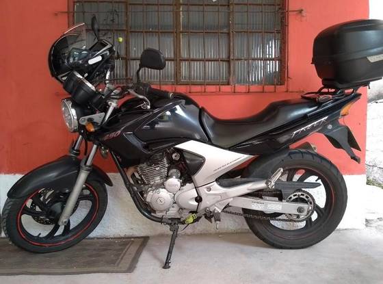 YAMAHA YS 250 FAZER 